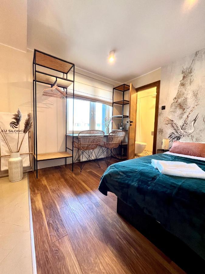 "Ku Sloncu" -Pokoje& Apartamenty - Jastrzębia Góra Kültér fotó