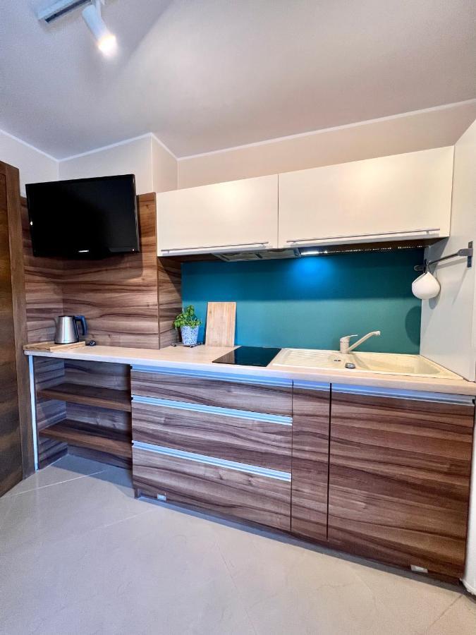 "Ku Sloncu" -Pokoje& Apartamenty - Jastrzębia Góra Kültér fotó
