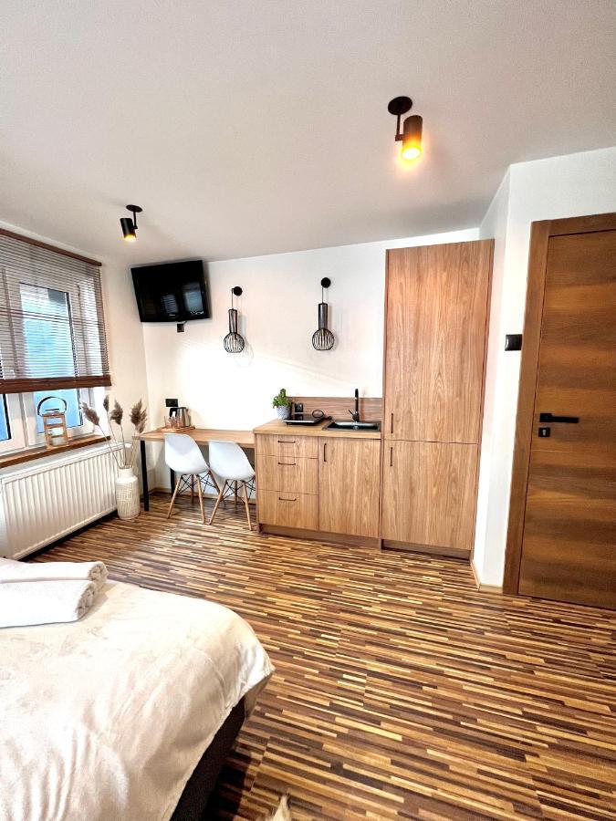 "Ku Sloncu" -Pokoje& Apartamenty - Jastrzębia Góra Kültér fotó